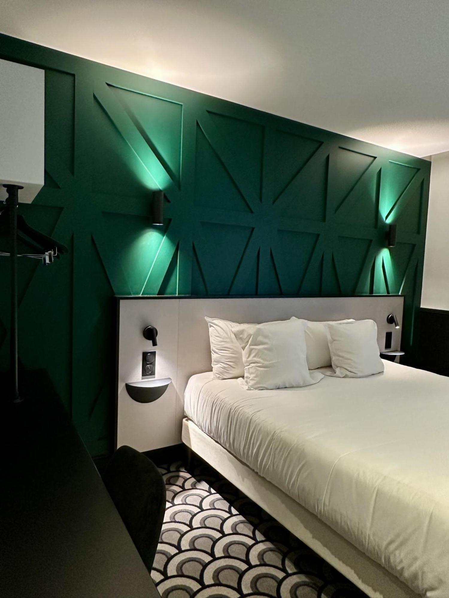 Hotel Logis Darcy Centre 4*