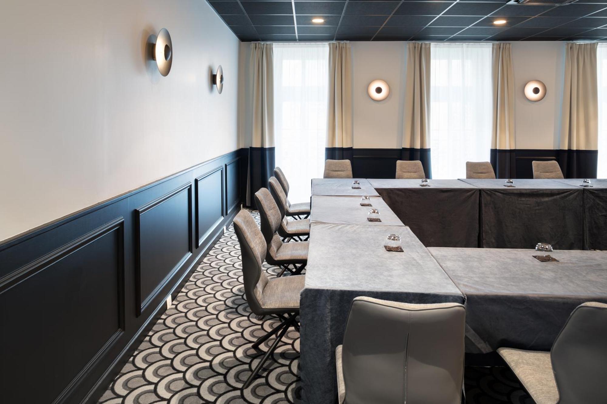 Logis Darcy Centre Hotel