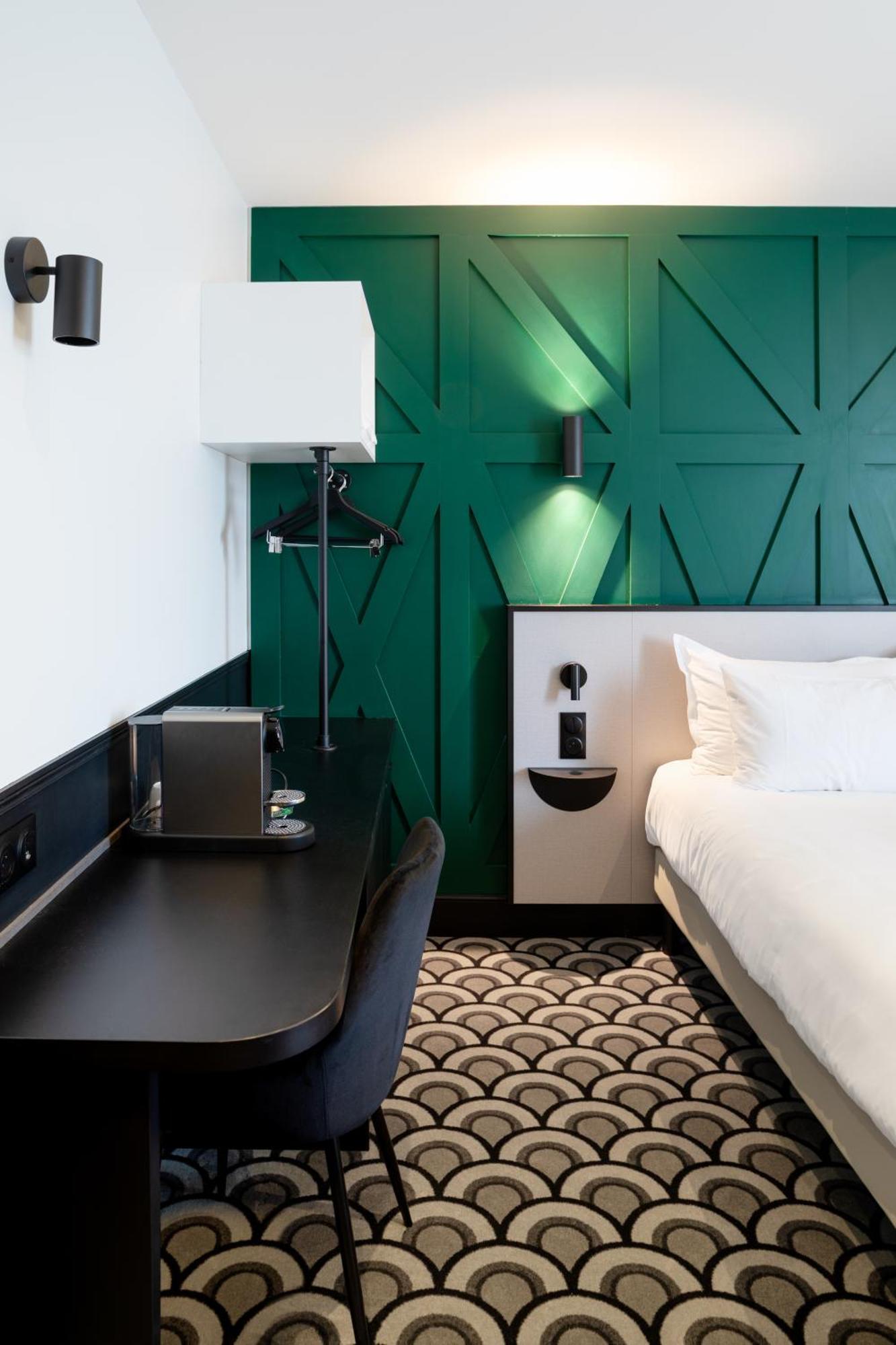 Logis Darcy Centre Hotel